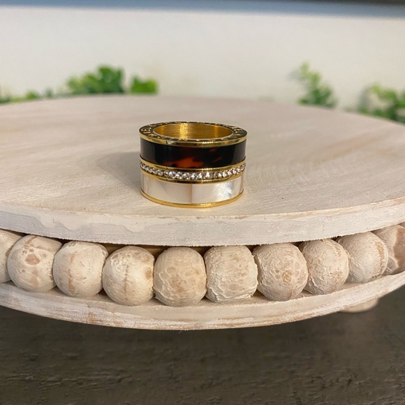 Michael Kors pave tortoise barrel ring with accents - Picture 1 of 5
